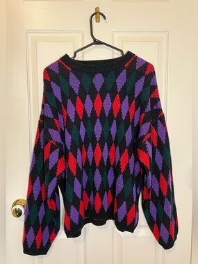 Vintage Perspective Argyle Pattern Unisex Sweater - Black, Red, Purple, Green